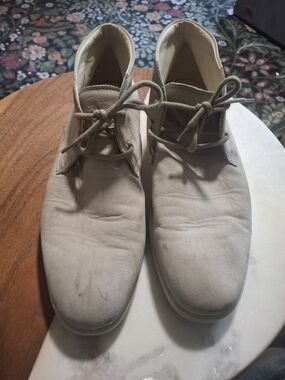 Hogan Men’s Chukka Boots in Beige Suede